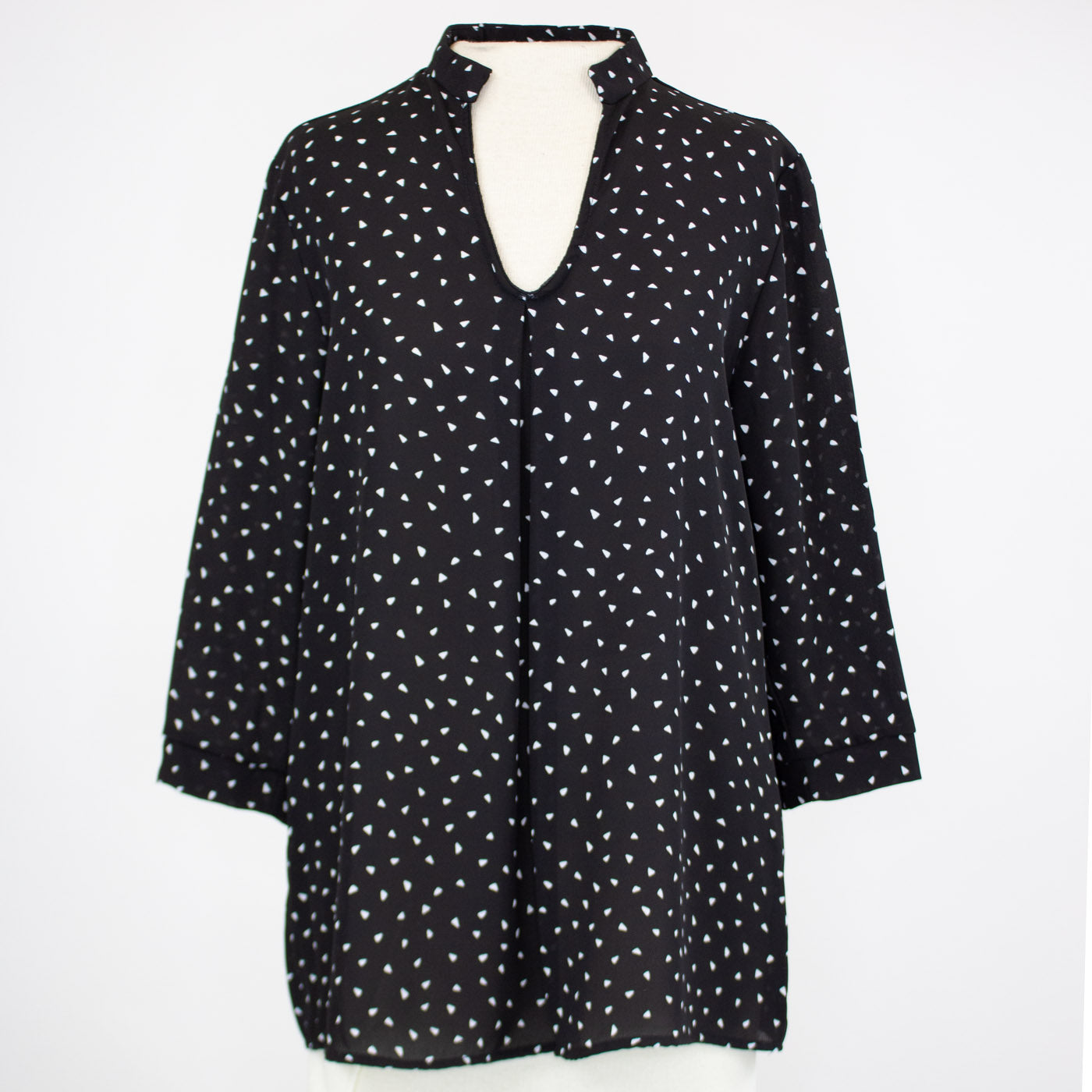 V-Neck 3/4 Sleeve Blouse - Black