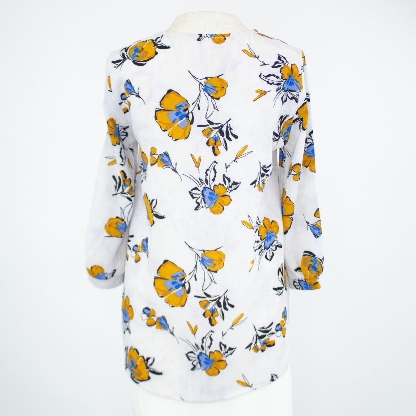 Button Front 3/4 Sleeve Blouse - Beige