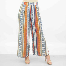 Load image into Gallery viewer, Side Slit Wide Leg Cropped Pants