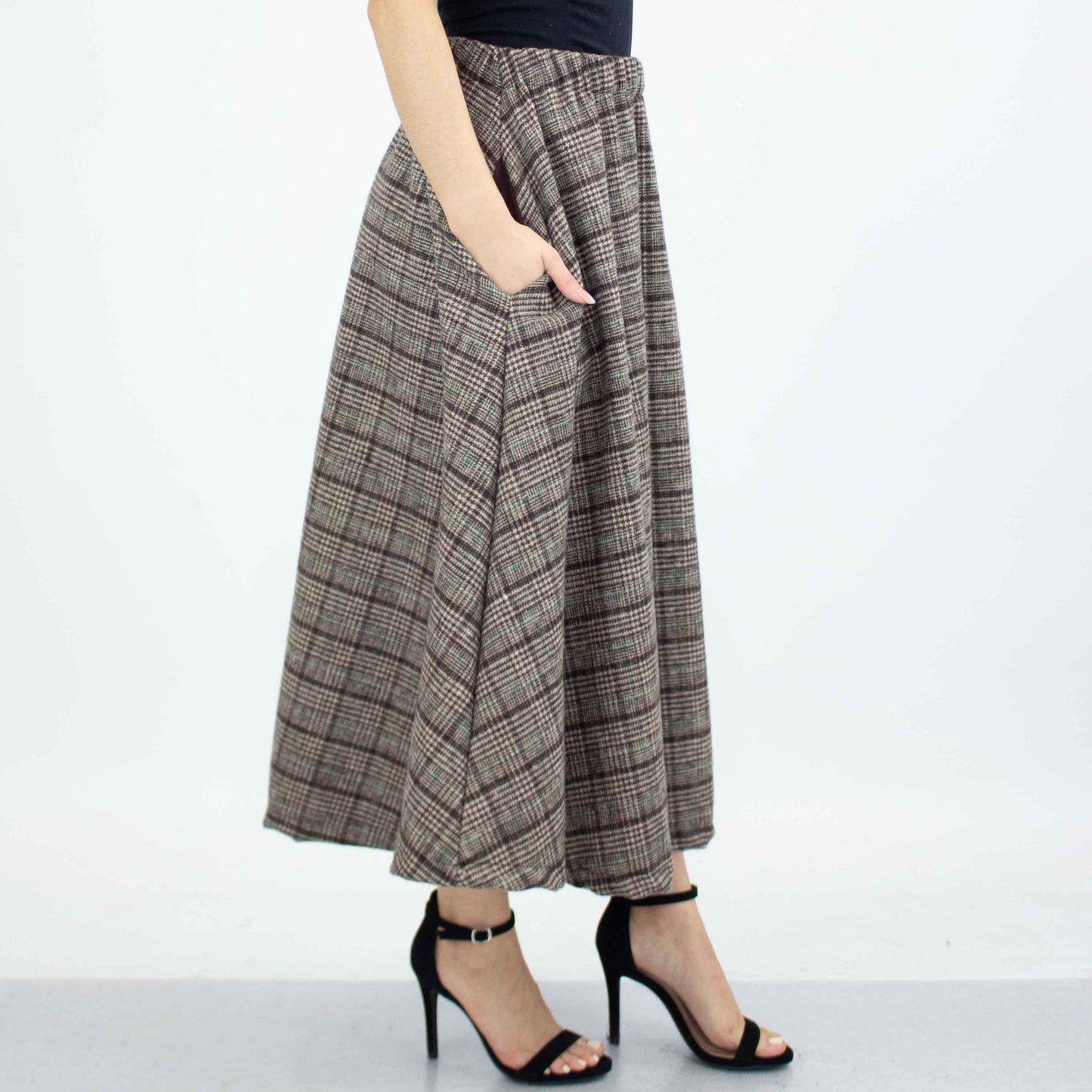 Plaid Flare Midi Skirt with Side Pockets - Brown