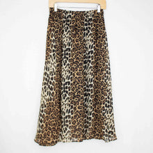 Load image into Gallery viewer, Animal Print Flare Midi Skirt