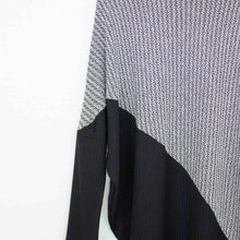 Load image into Gallery viewer, Turtle Neck Diagonal Color Block Top